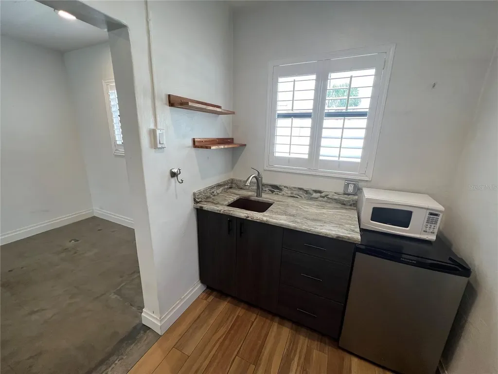 2323 W Aileen Street Tampa FL 33607