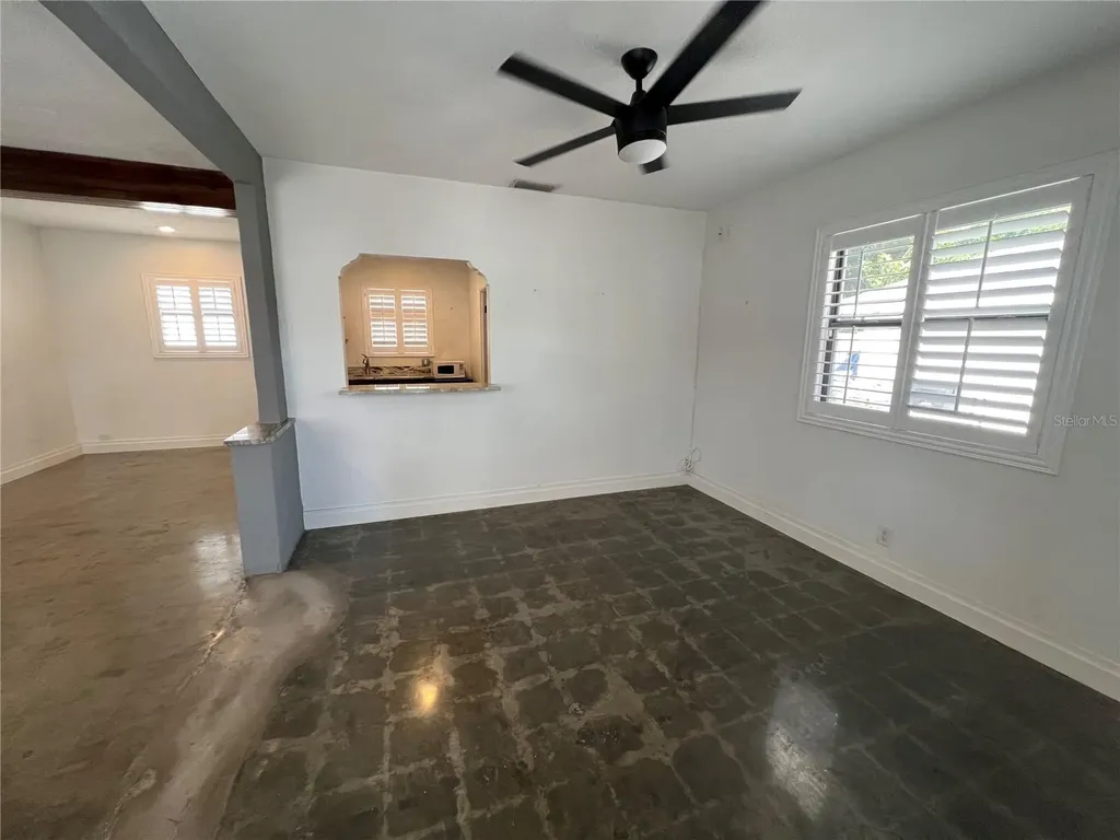 2323 W Aileen Street Tampa FL 33607