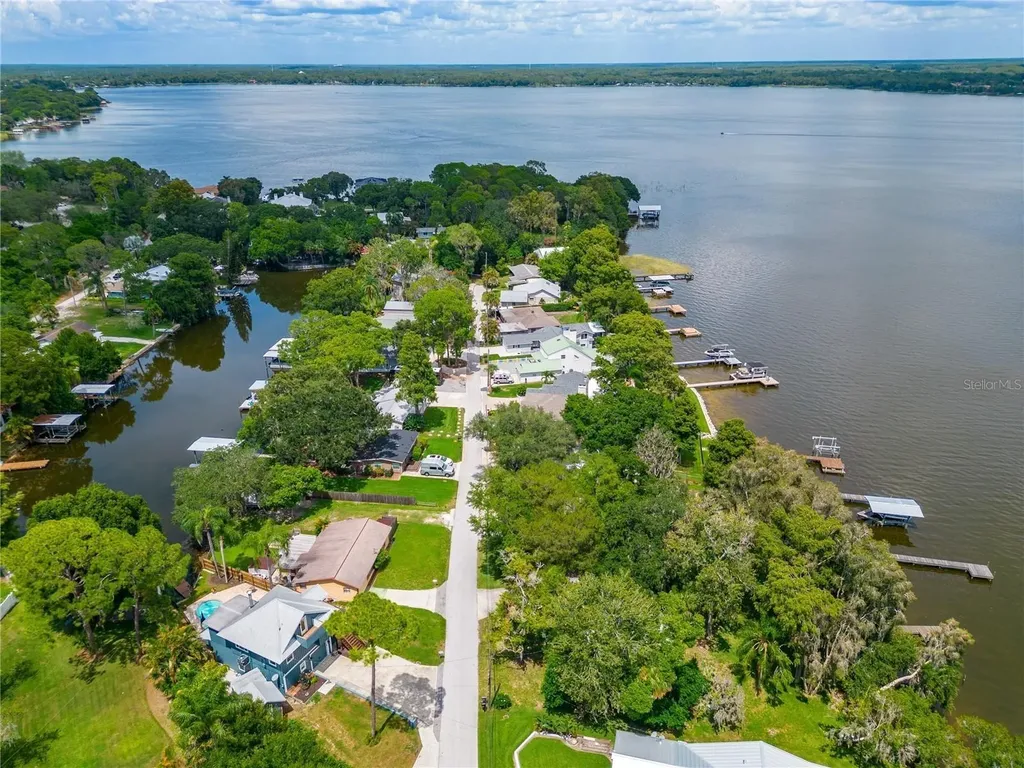 1153 Tookes Road Tarpon Springs FL 34689
