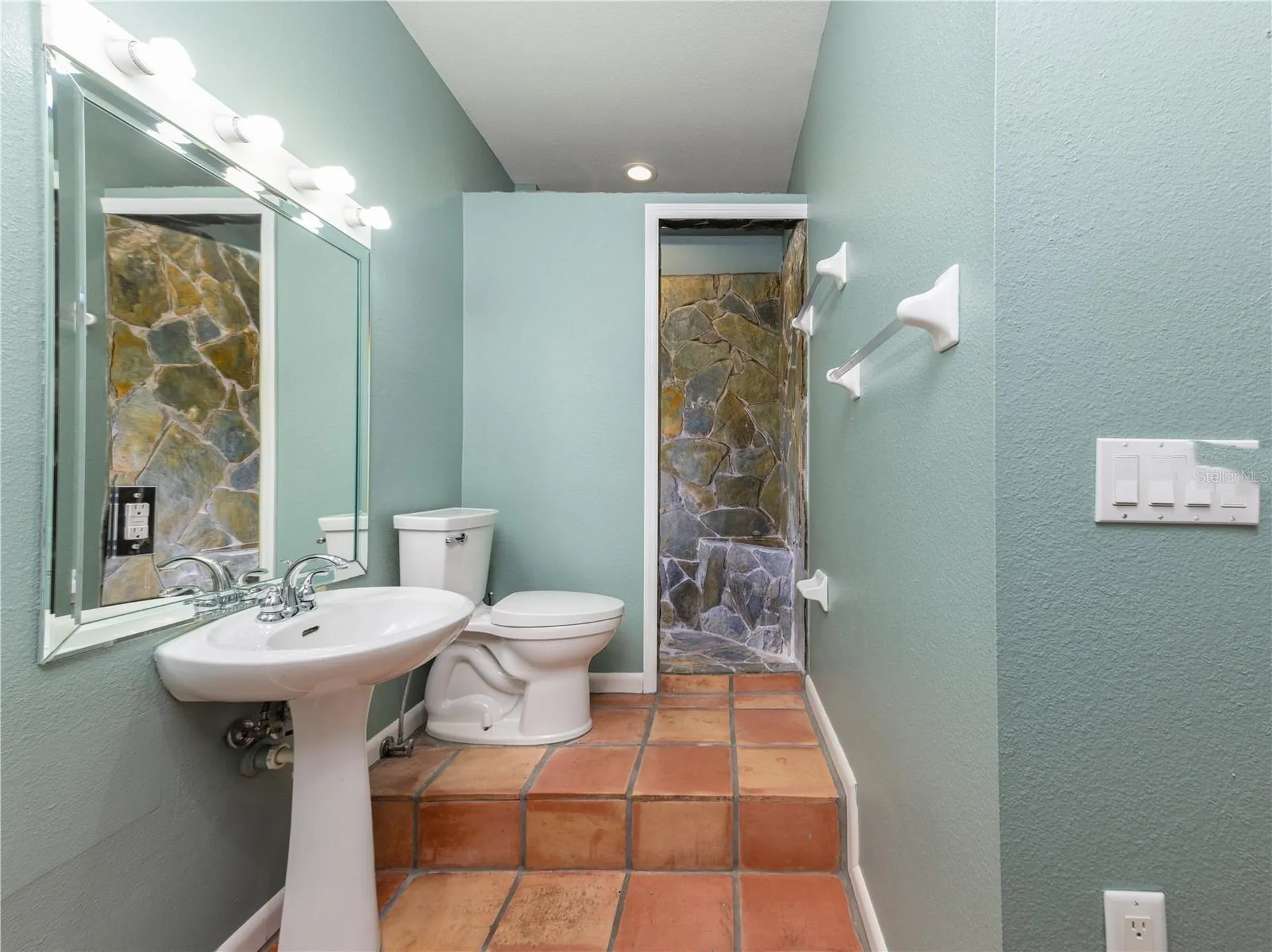 1153 Tookes Road Tarpon Springs FL 34689