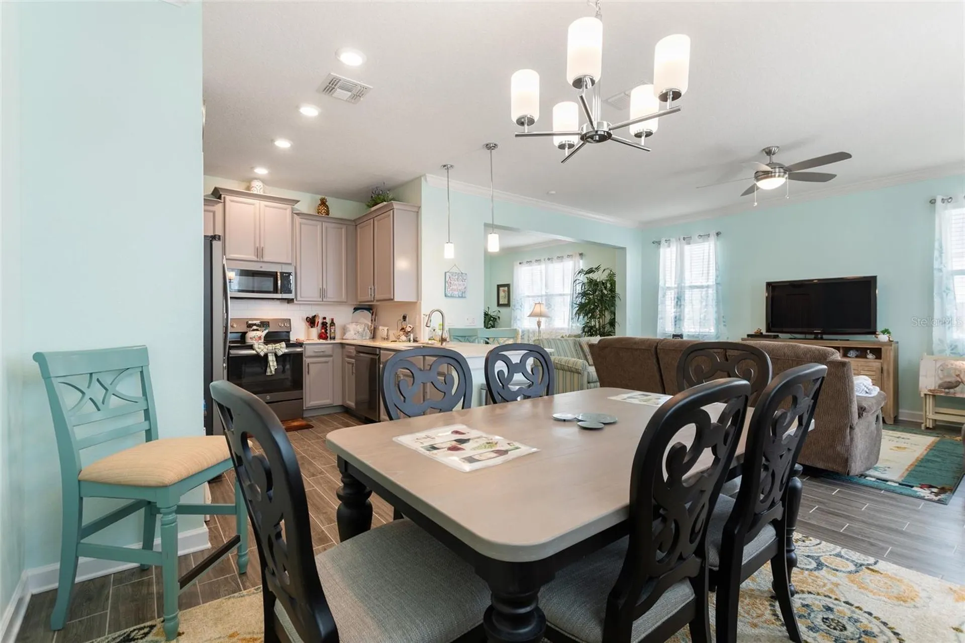 2937 Theme Street Kissimmee FL 34746