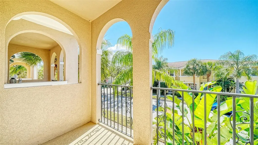 5970 Giardino Lane Sarasota FL 34232