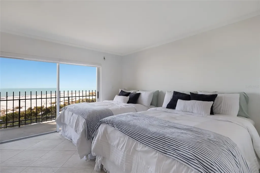 101 Benjamin Franklin Drive Sarasota FL 34236