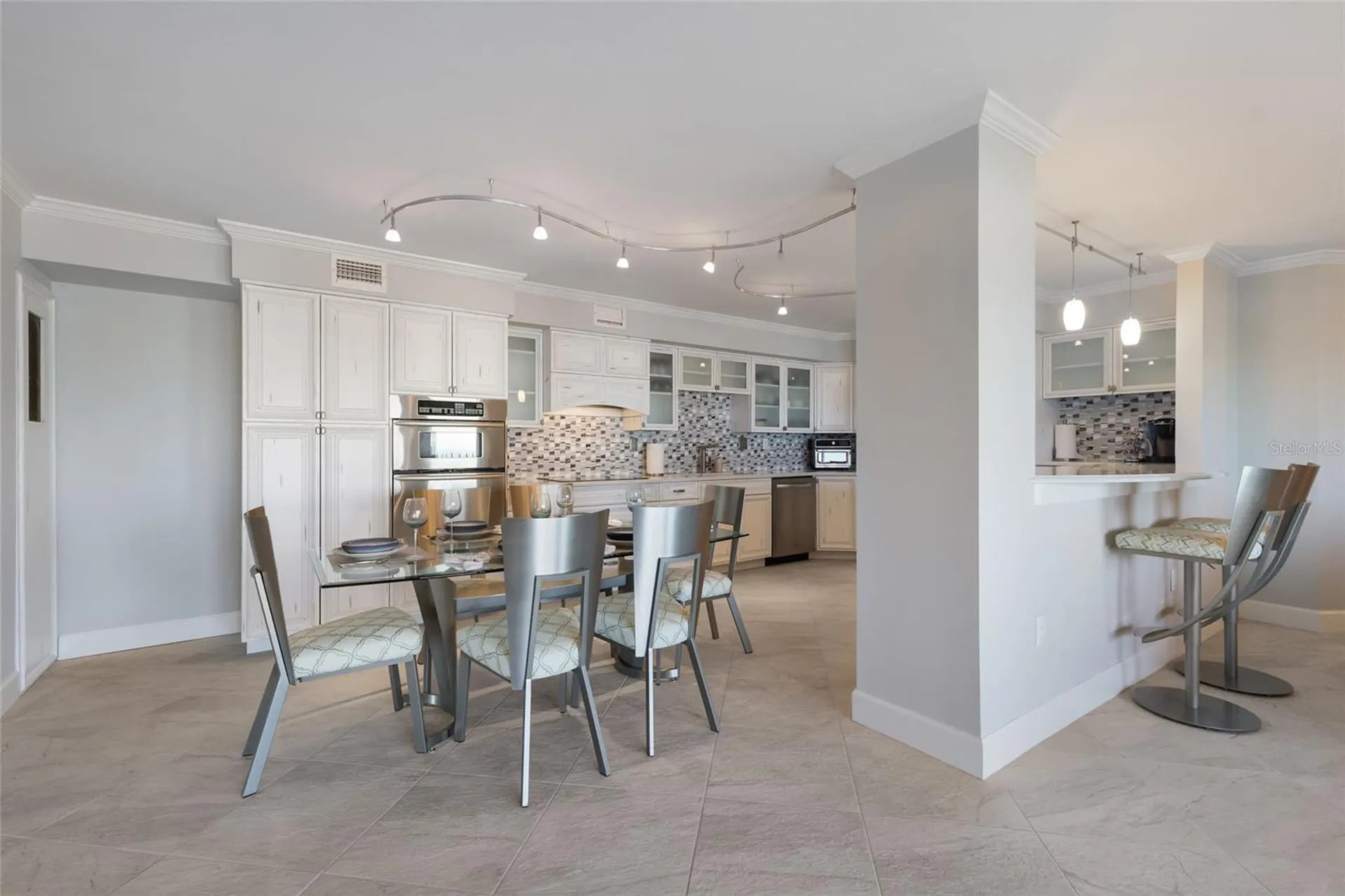 101 Benjamin Franklin Drive Sarasota FL 34236
