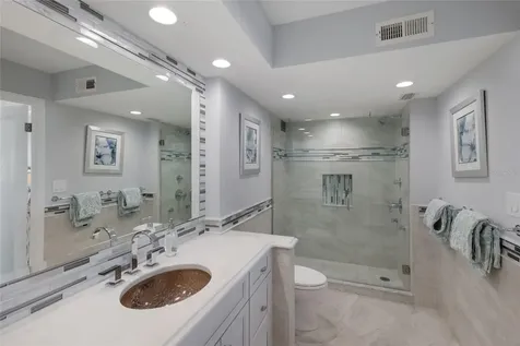 101 Benjamin Franklin Drive Sarasota FL 34236