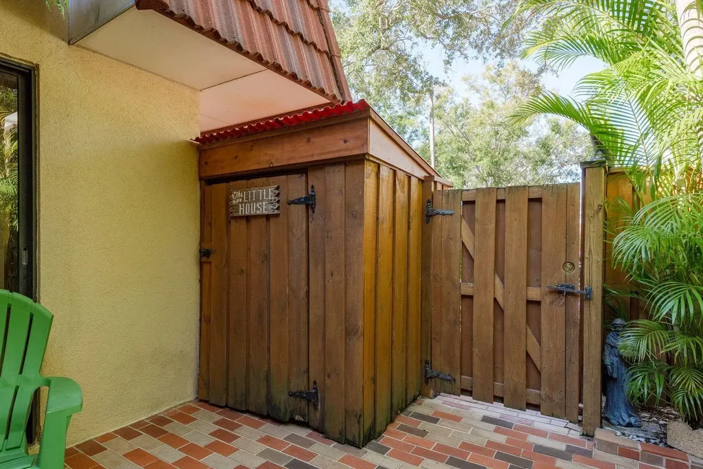 2702 14th Court Palm Harbor FL 34684