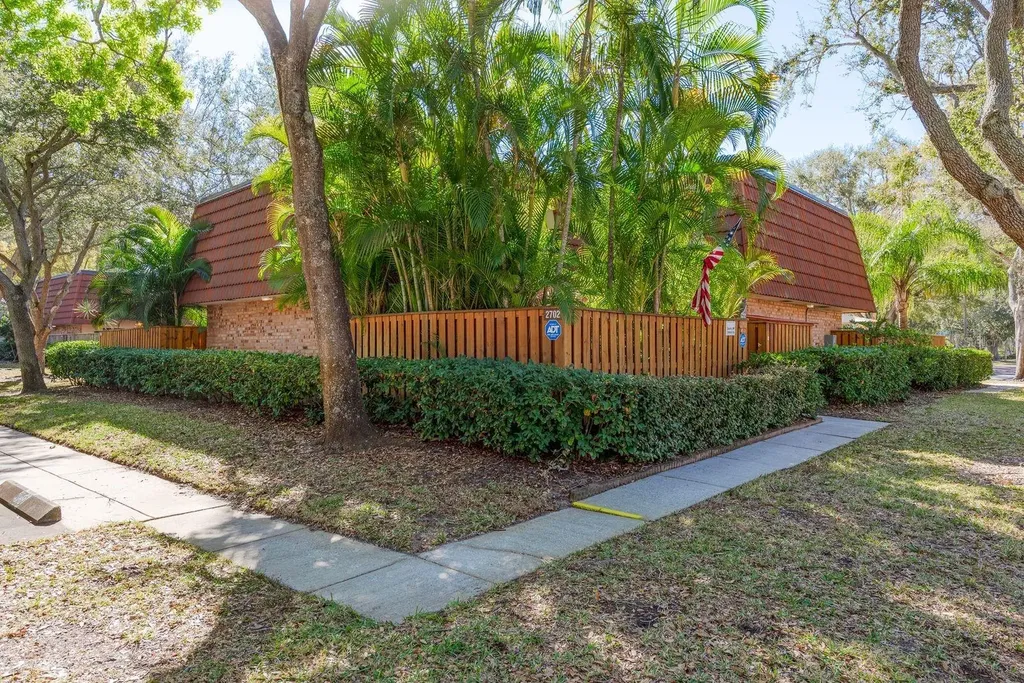 2702 14th Court Palm Harbor FL 34684