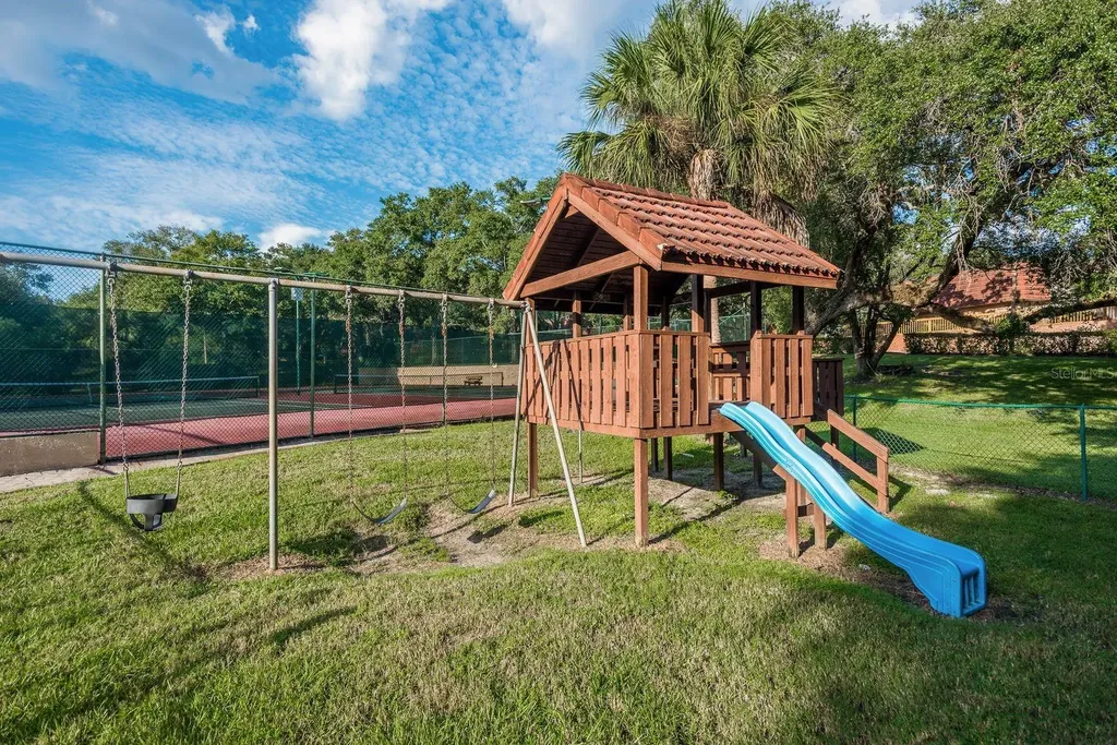 2702 14th Court Palm Harbor FL 34684