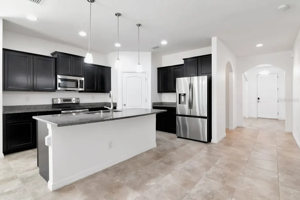 5446 Suncatcher Drive Wesley Chapel FL 33545