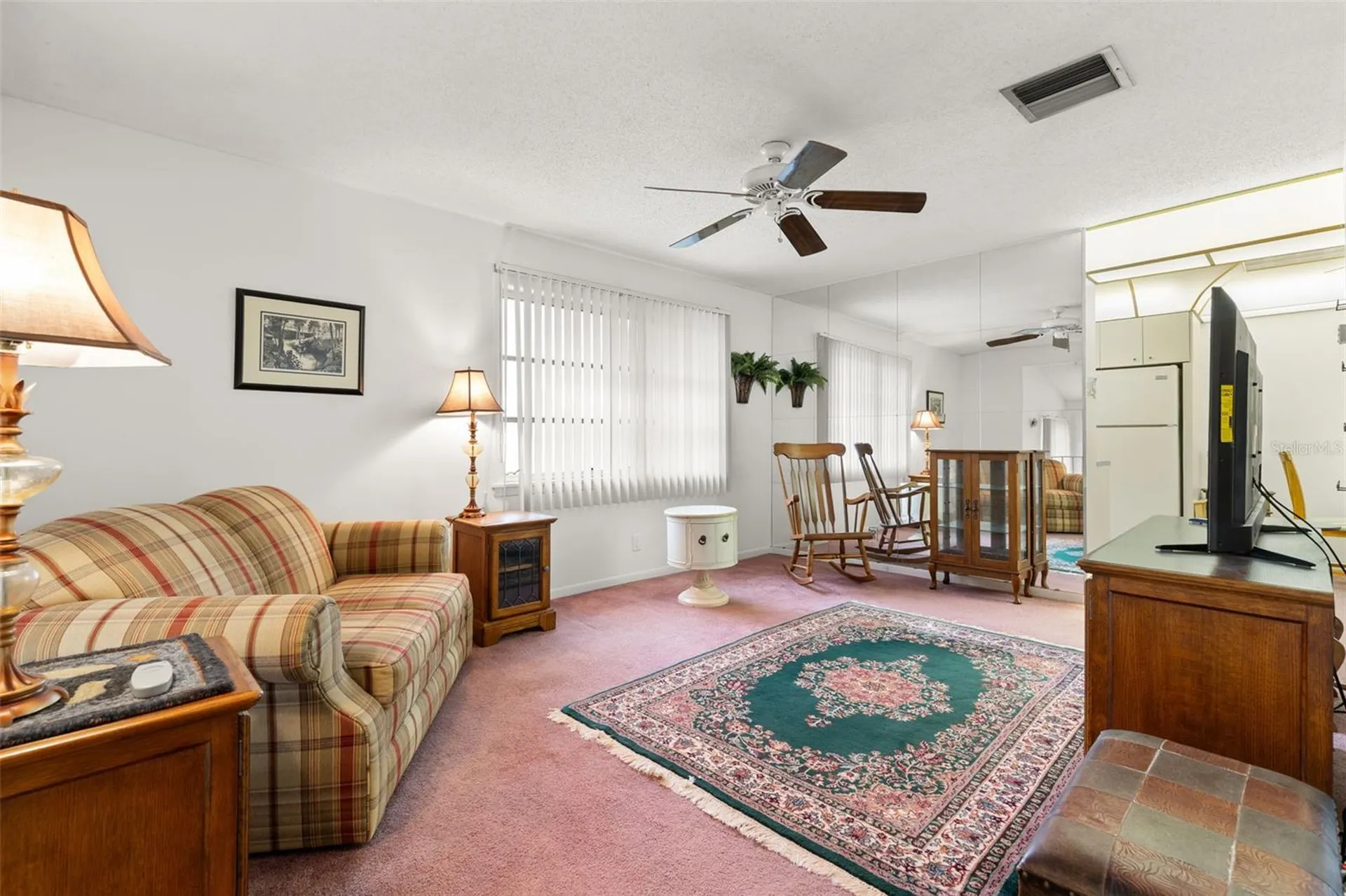 3275 37th Way S St Petersburg FL 33711