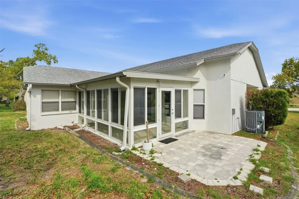14305 Tennyson Drive Hudson FL 34667