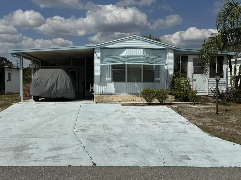 8508 Breeze Hill Drive Lake Wales FL 33898