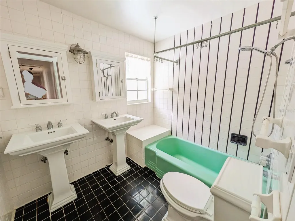 4554 Cooper Road Sarasota FL 34232