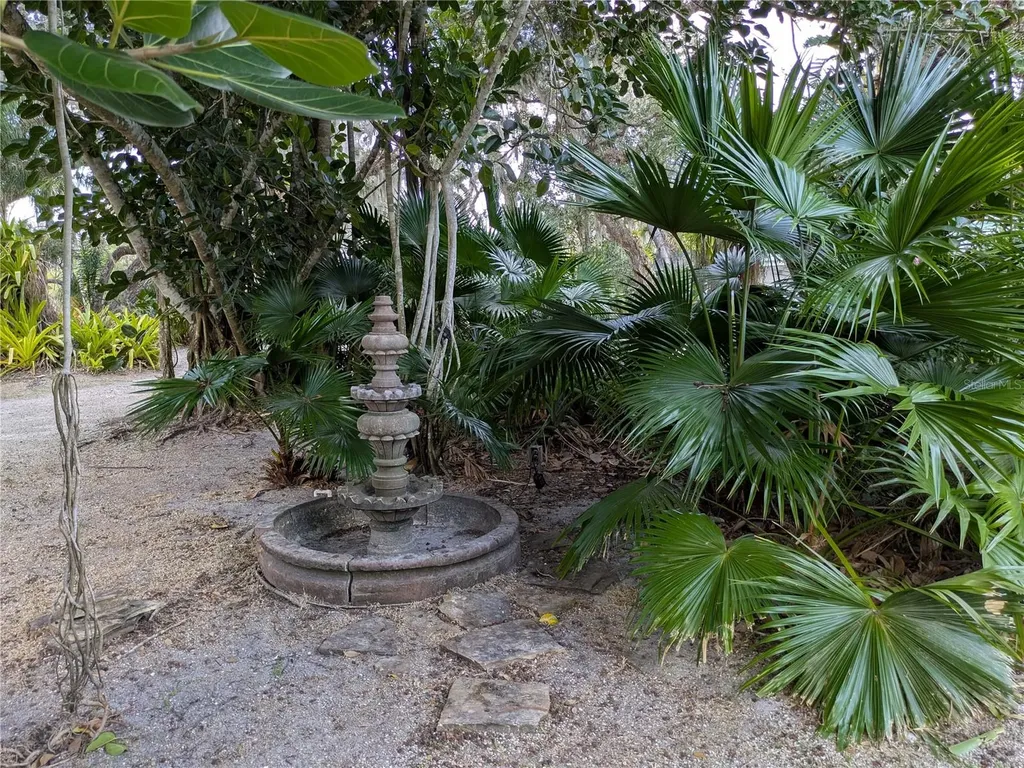 4554 Cooper Road Sarasota FL 34232