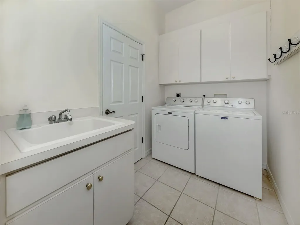 623 Pond Willow Lane Venice FL 34292