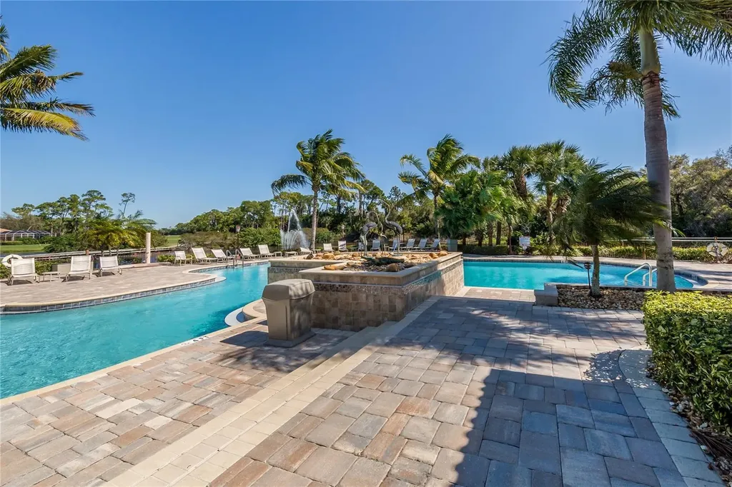 623 Pond Willow Lane Venice FL 34292