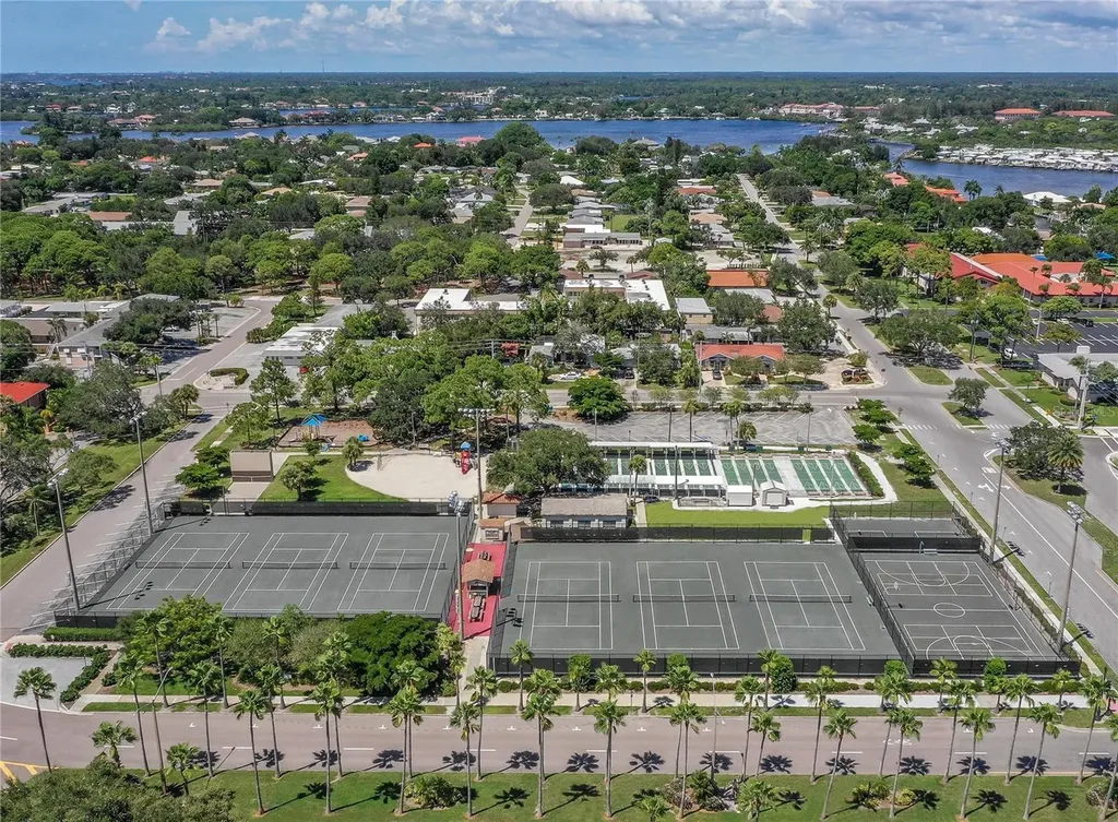 623 Pond Willow Lane Venice FL 34292