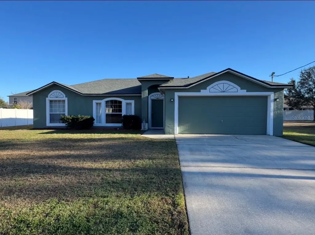 10 Squirrel Place Palm Coast FL 32164