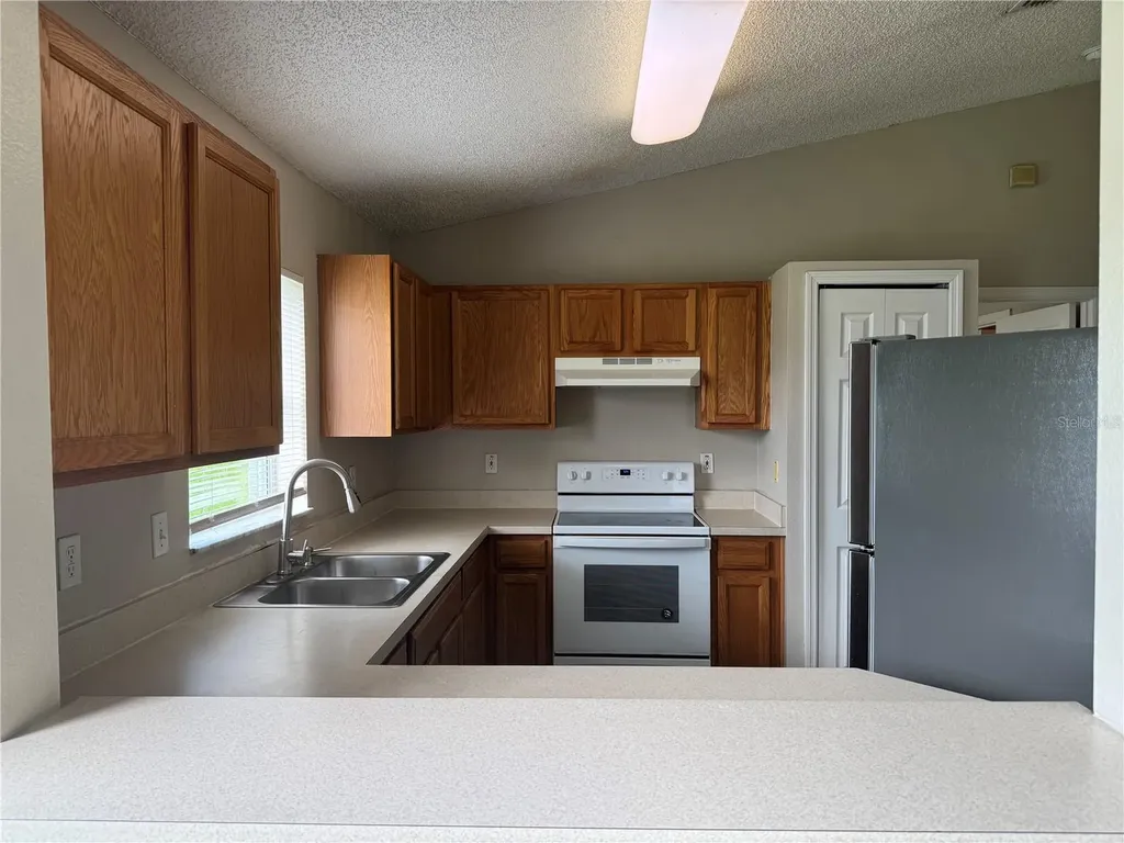 10 Squirrel Place Palm Coast FL 32164