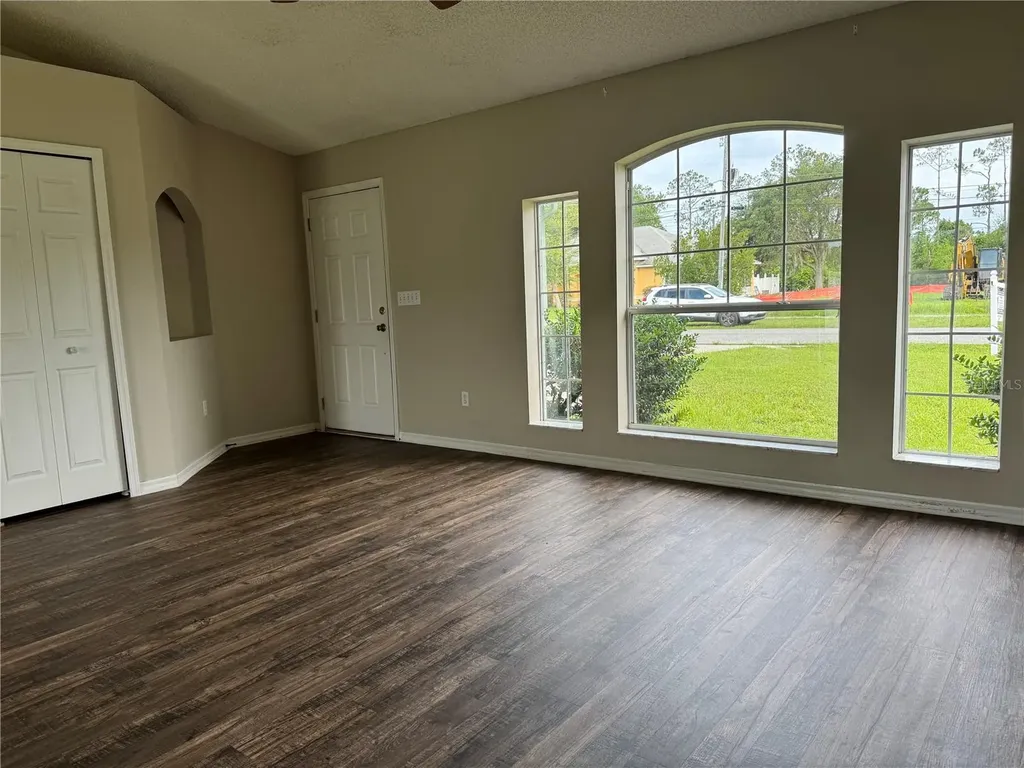 10 Squirrel Place Palm Coast FL 32164