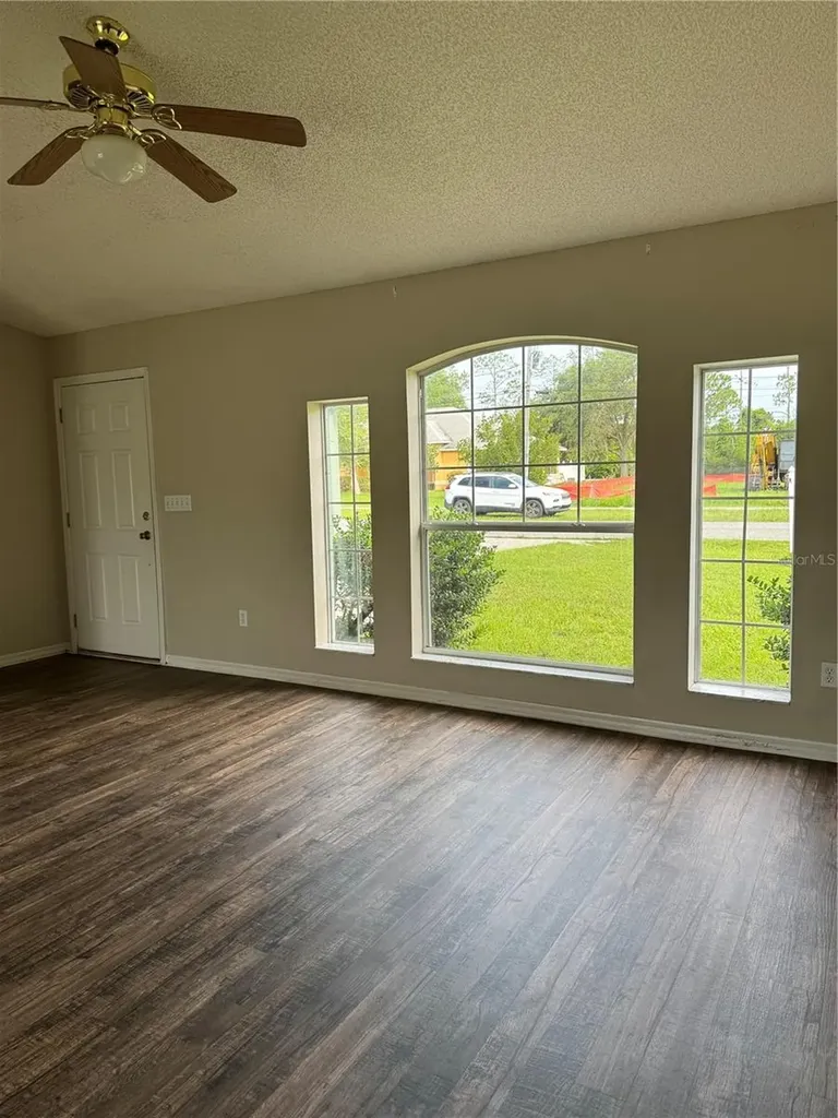 10 Squirrel Place Palm Coast FL 32164