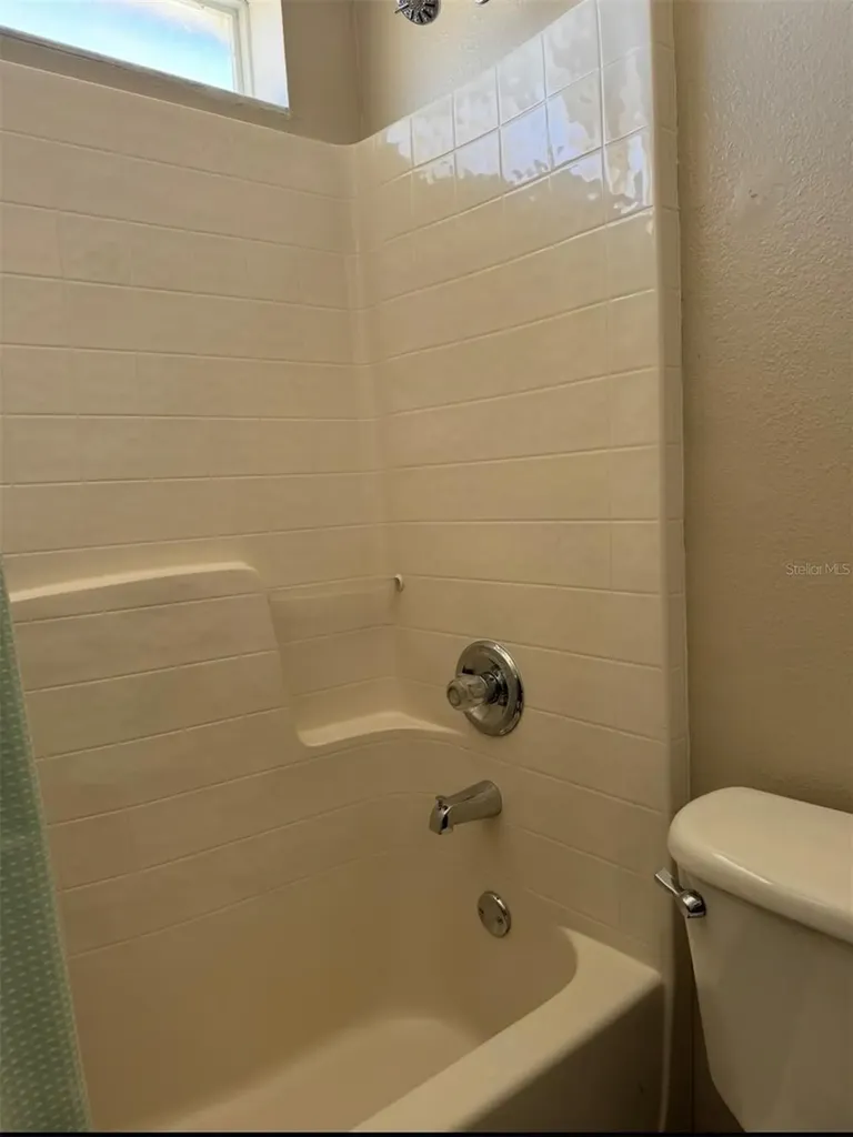 10 Squirrel Place Palm Coast FL 32164