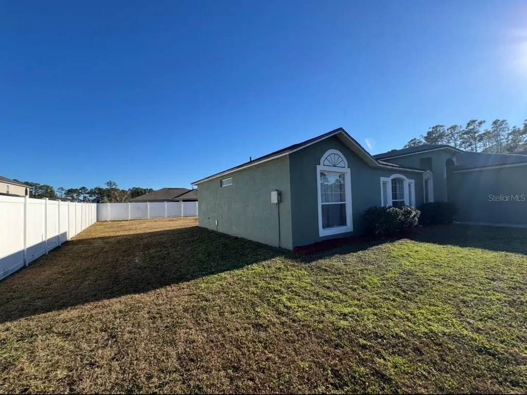 10 Squirrel Place Palm Coast FL 32164