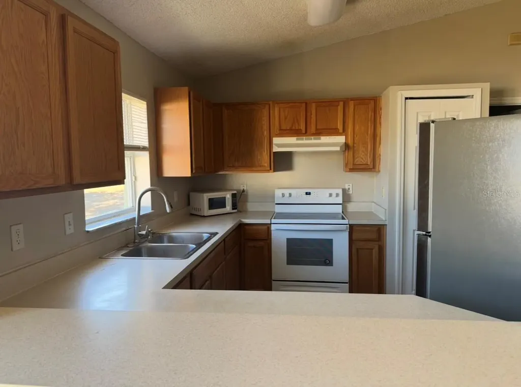 10 Squirrel Place Palm Coast FL 32164
