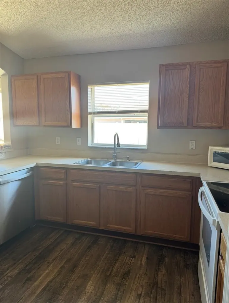 10 Squirrel Place Palm Coast FL 32164