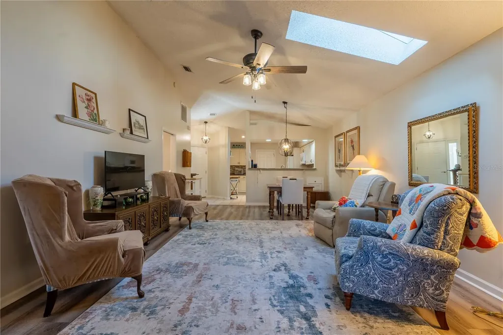 1915 NW 50th Circle Ocala FL 34482