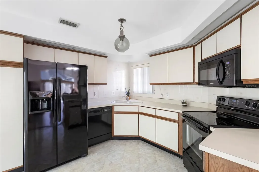 1530 Larks Nest Court Orlando FL 32824