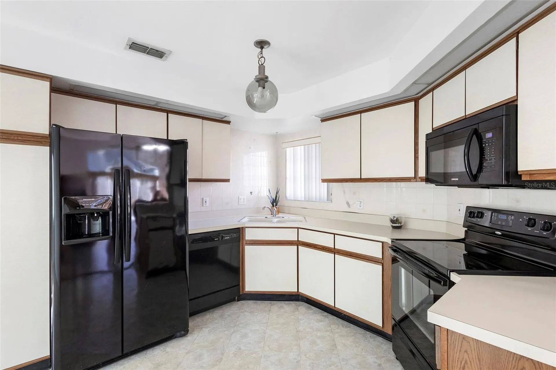 1530 Larks Nest Court Orlando FL 32824