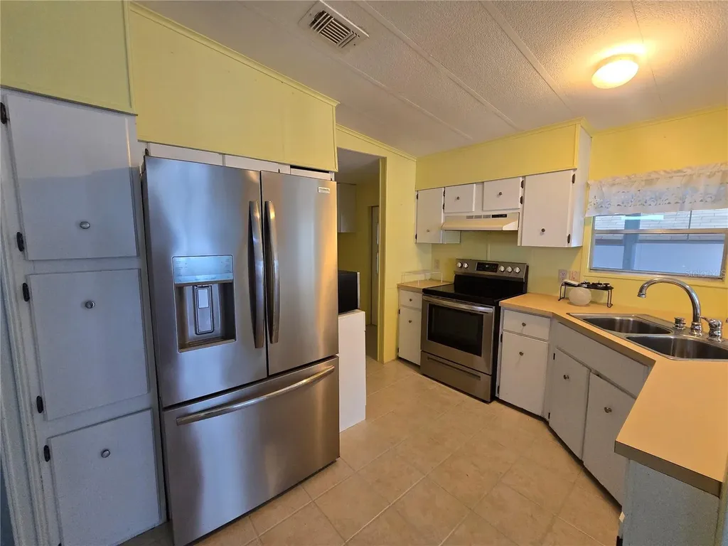 3327 Eileen Drive Ellenton FL 34222