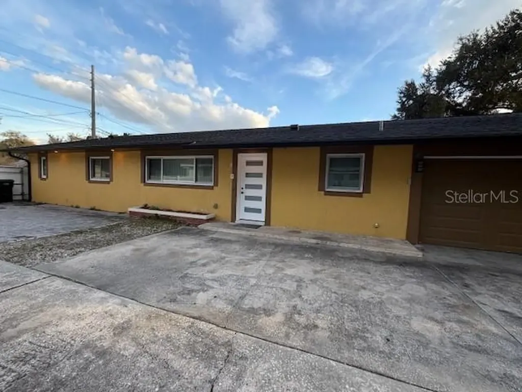 1914 Chamberlin Street Orlando FL 32806