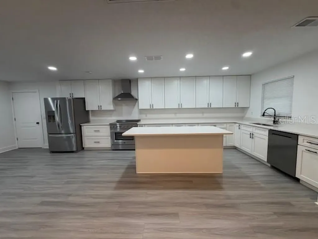 1914 Chamberlin Street Orlando FL 32806