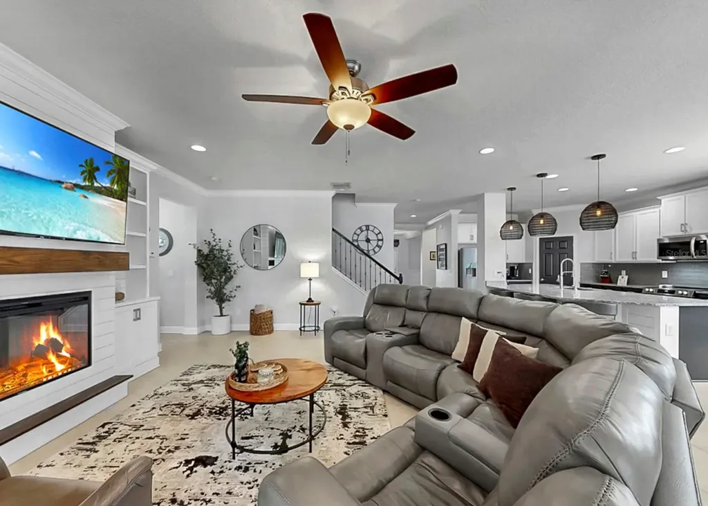 2935 Shetland Ridge Drive Valrico FL 33596