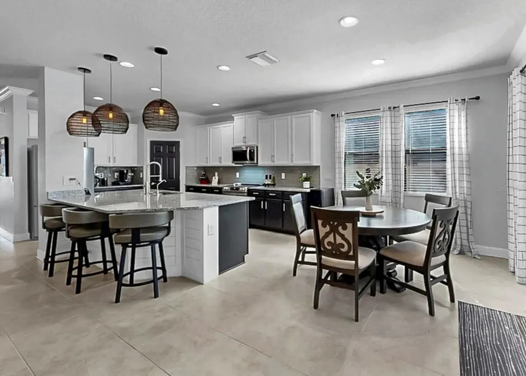 2935 Shetland Ridge Drive Valrico FL 33596