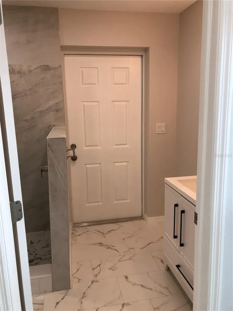 345 Parkland Avenue Sarasota FL 34232