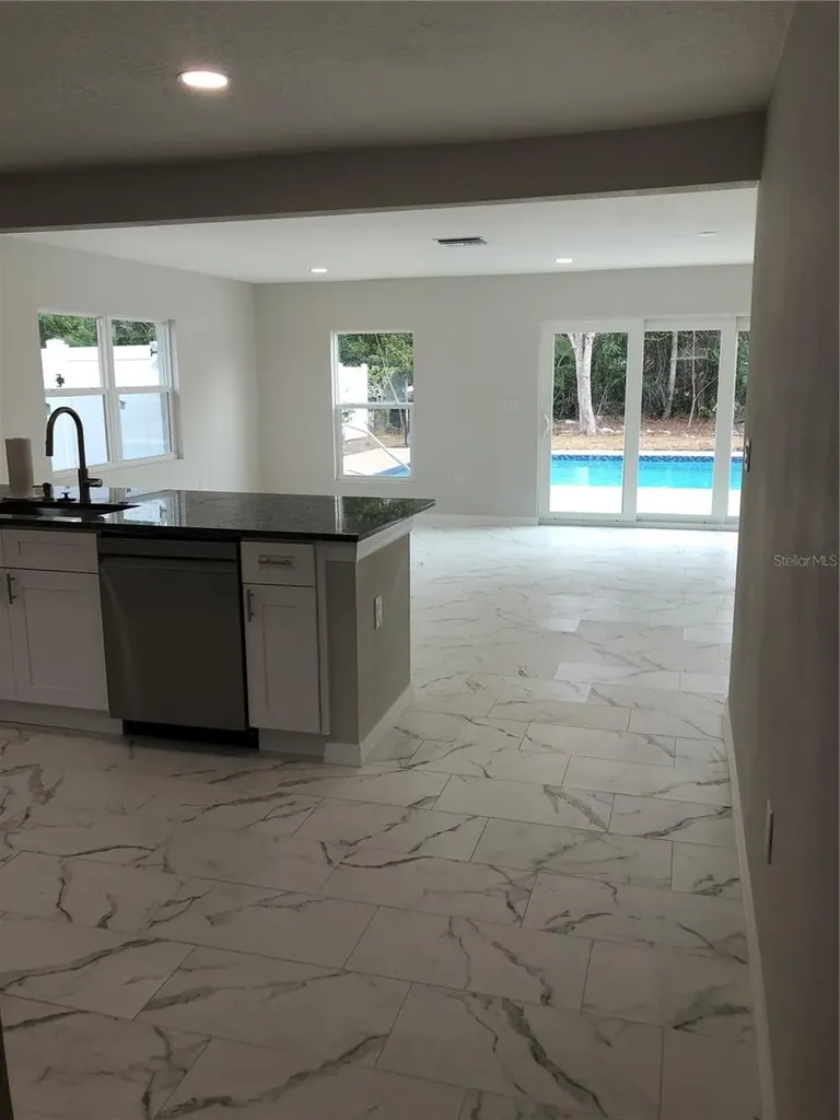 345 Parkland Avenue Sarasota FL 34232