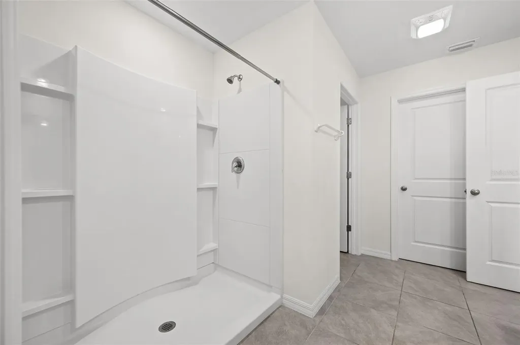 2131 NW 247th Drive Newberry FL 32669
