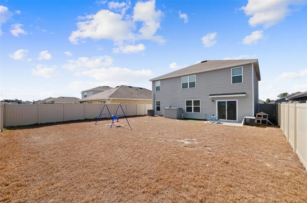 2131 NW 247th Drive Newberry FL 32669