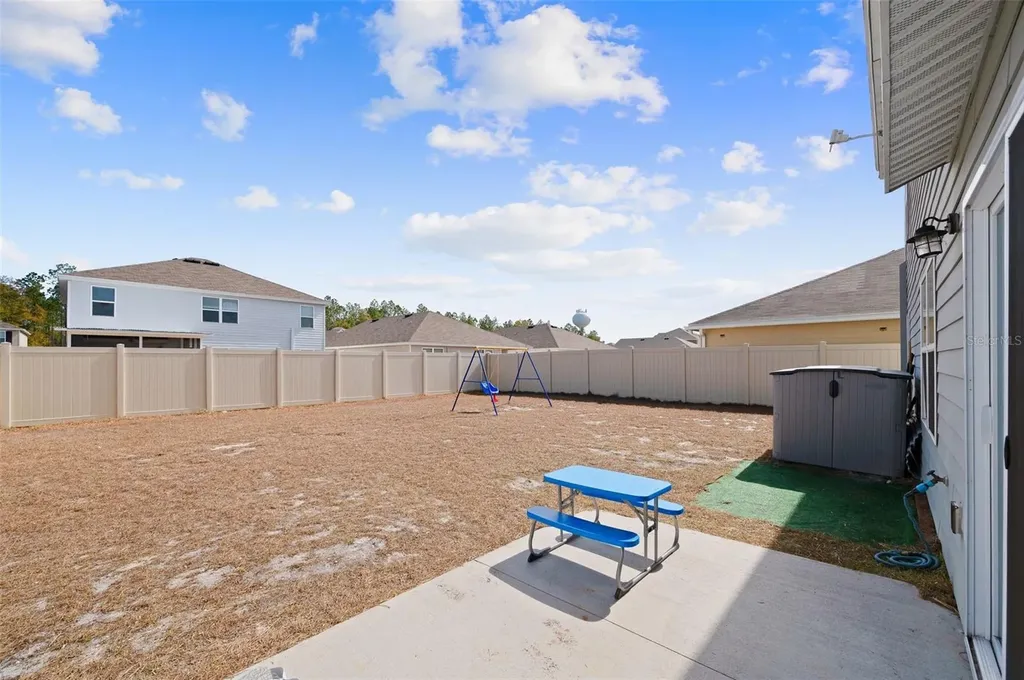 2131 NW 247th Drive Newberry FL 32669