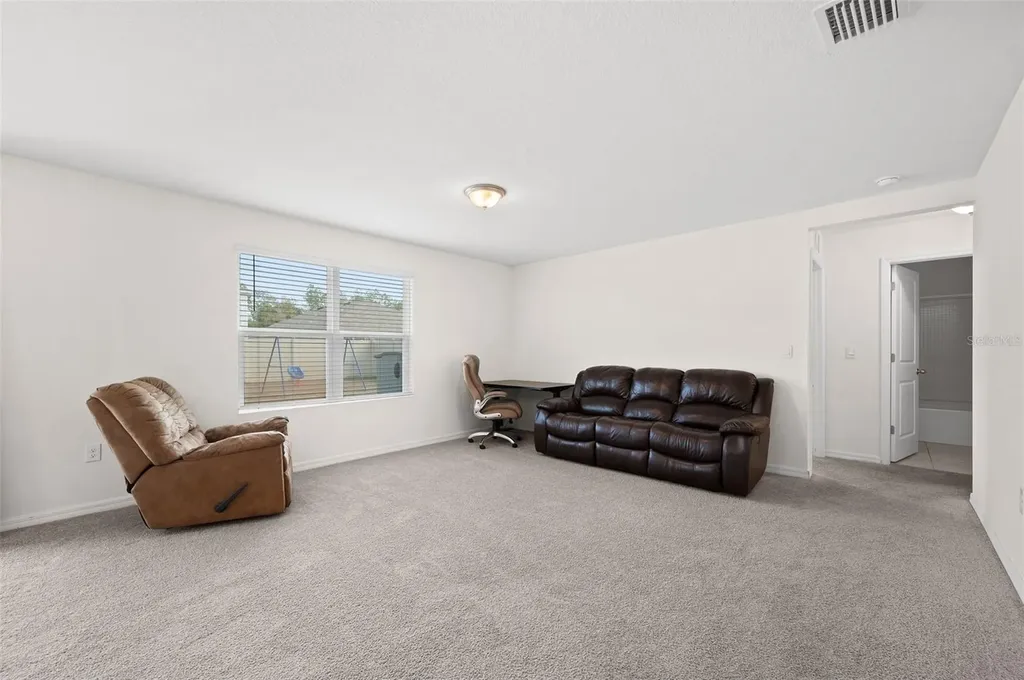2131 NW 247th Drive Newberry FL 32669