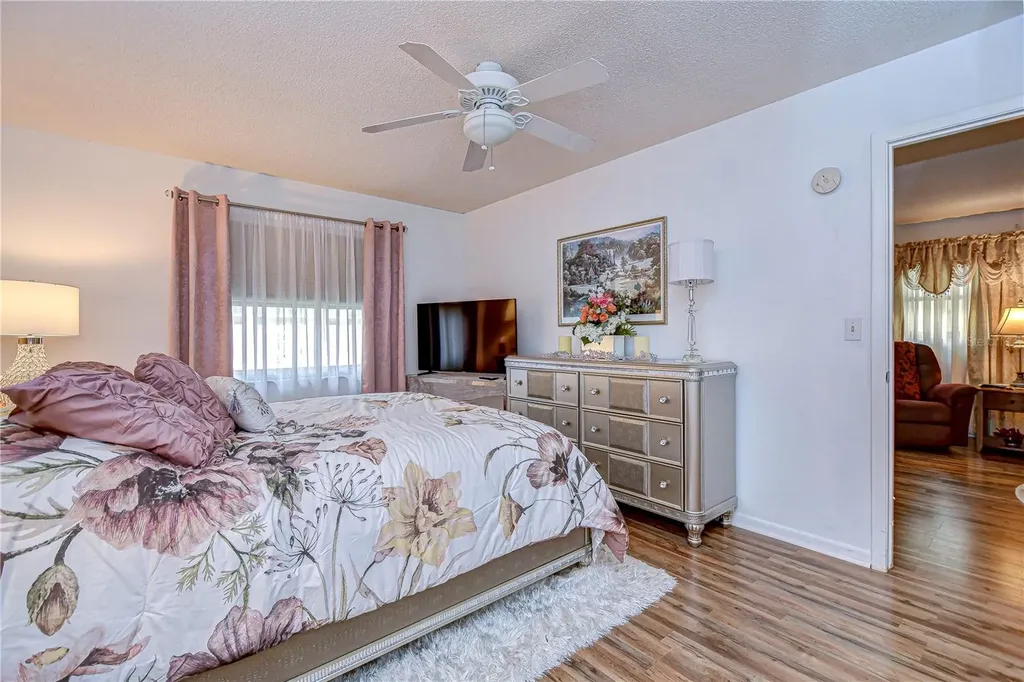 38351 Ironwood Place Zephyrhills FL 33542