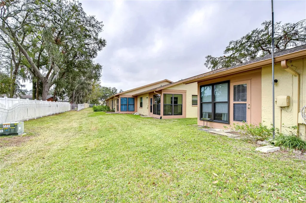 38351 Ironwood Place Zephyrhills FL 33542