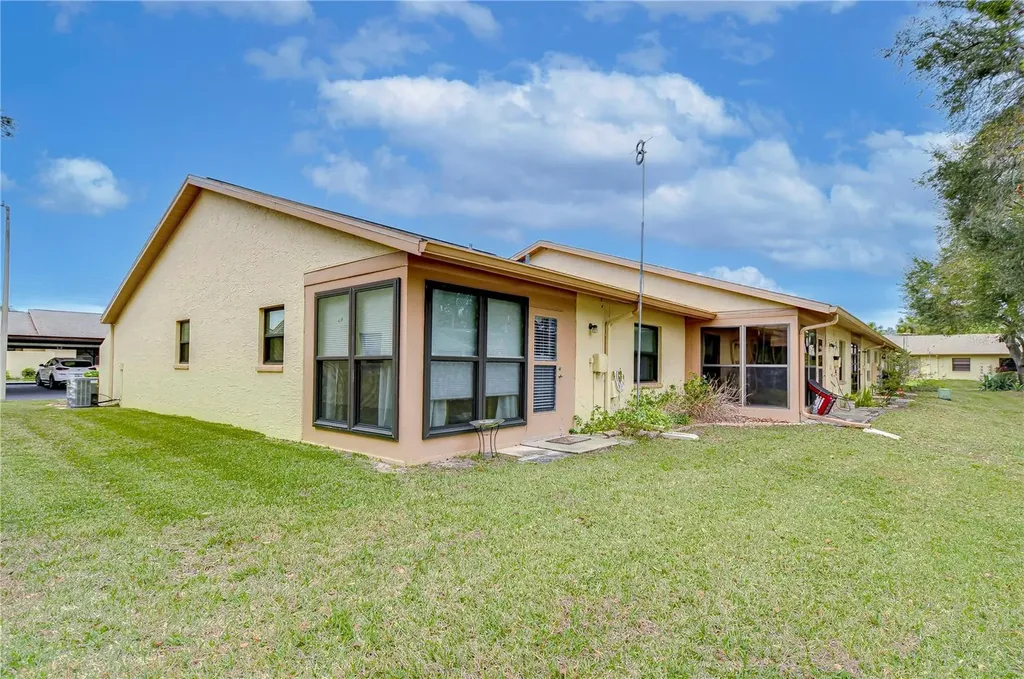 38351 Ironwood Place Zephyrhills FL 33542