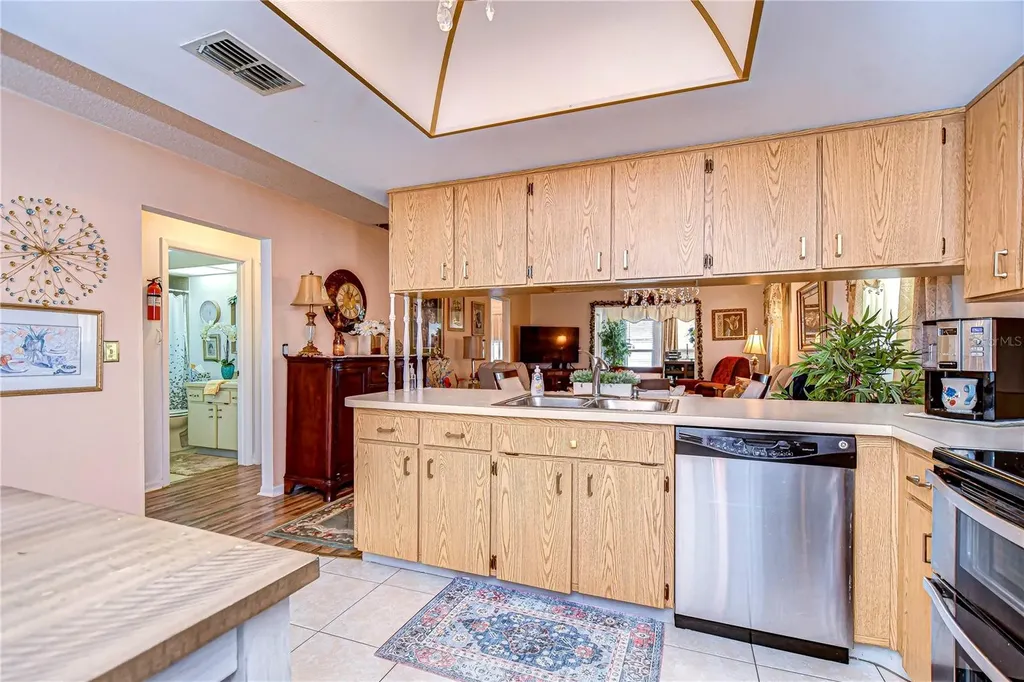 38351 Ironwood Place Zephyrhills FL 33542
