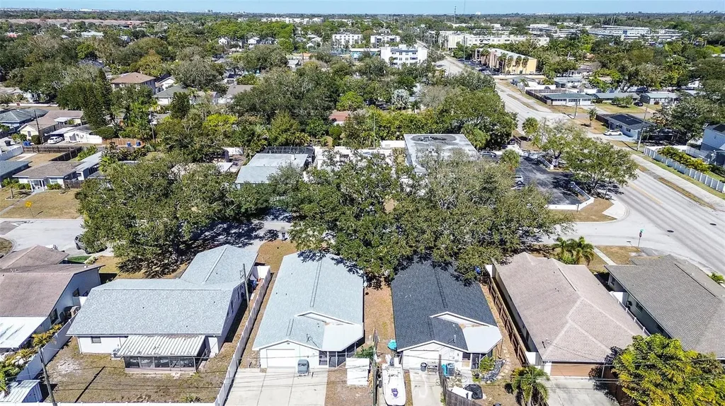 130 42nd Avenue N St Petersburg FL 33703