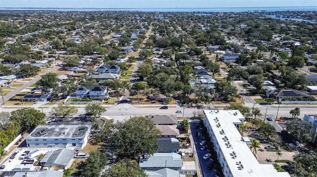 130 42nd Avenue N St Petersburg FL 33703