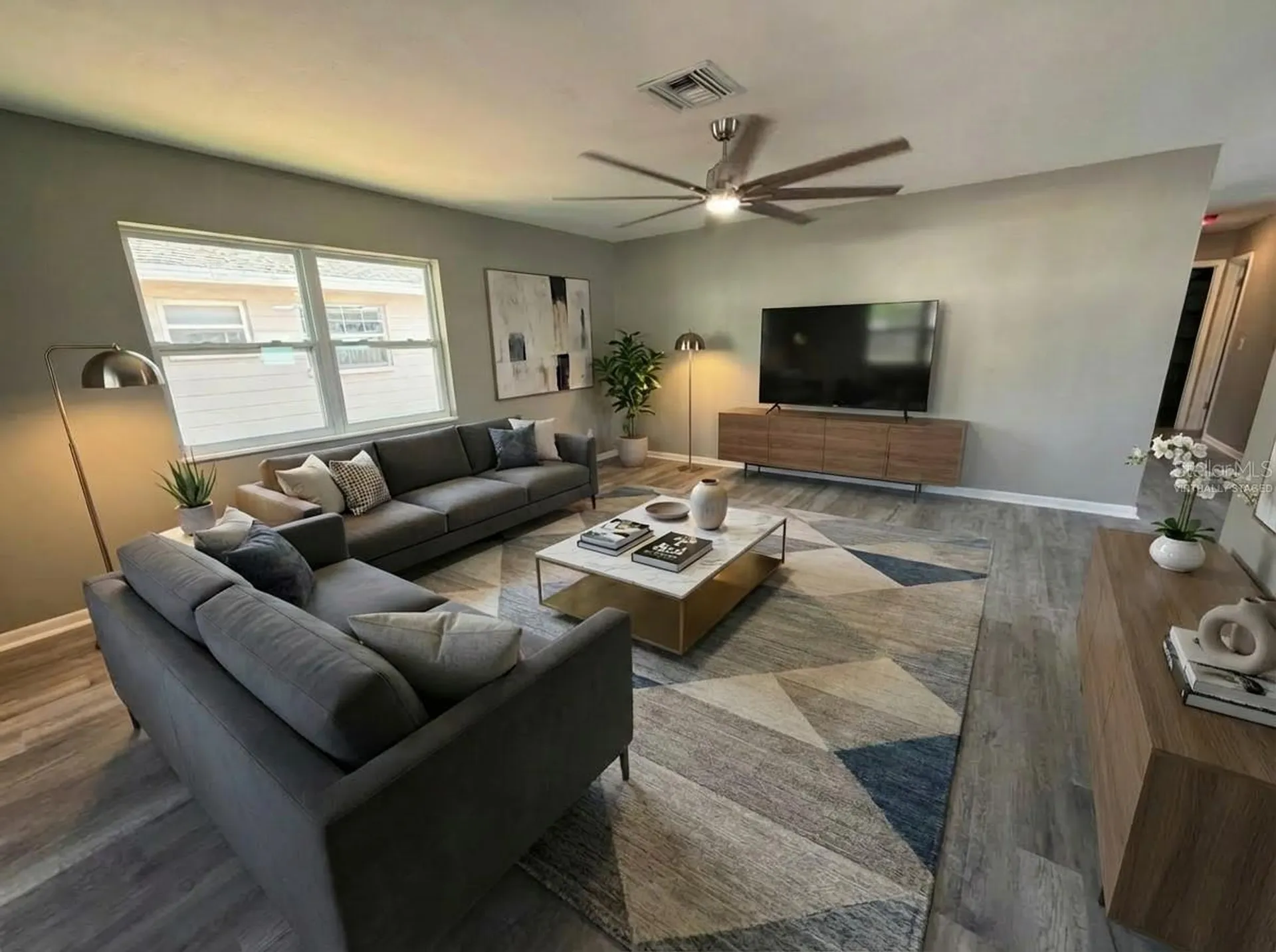 130 42nd Avenue N St Petersburg FL 33703